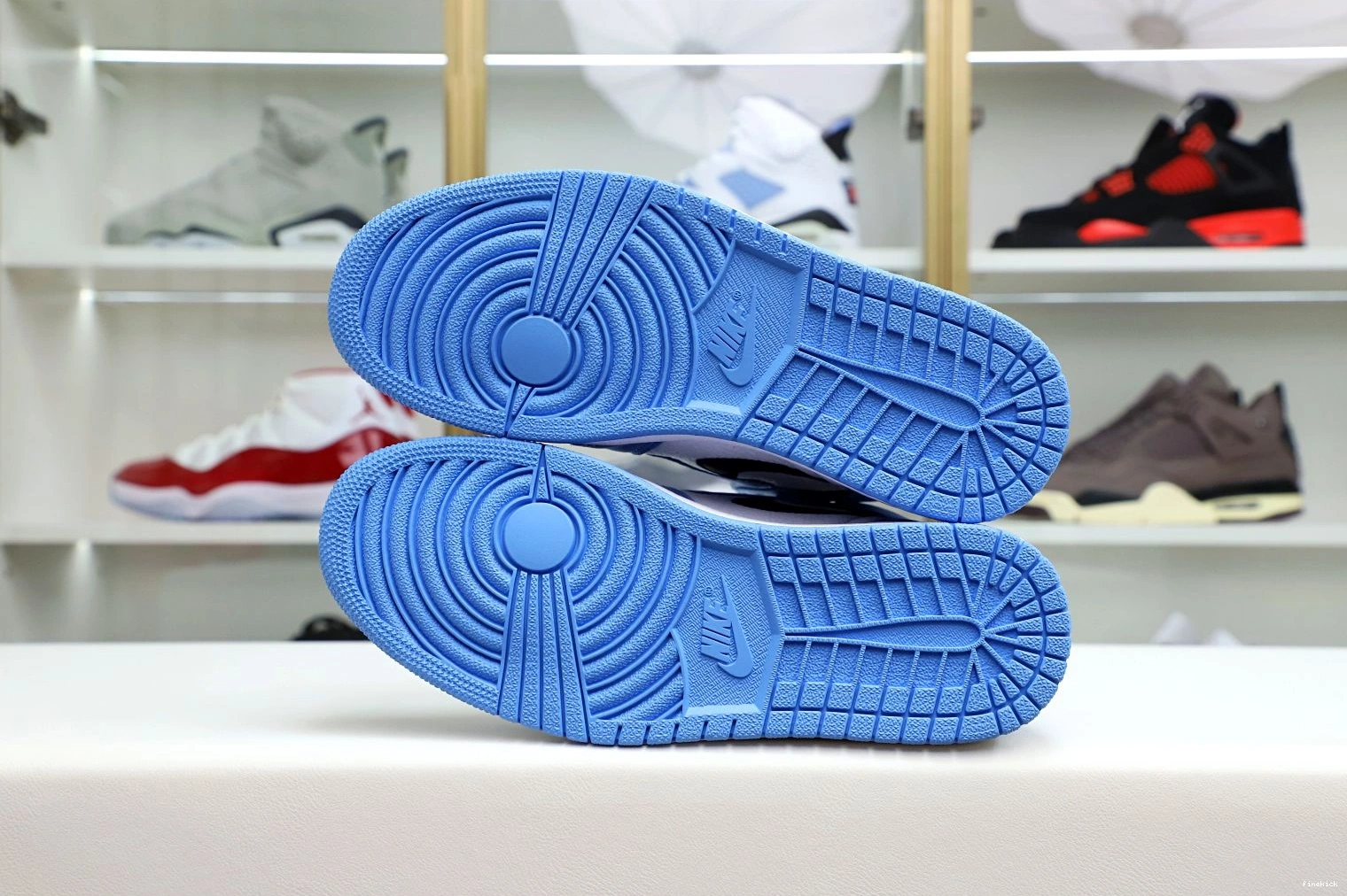 OG RETRO AIR 'UNIVERSITY 1 JORDAN HIGH 1016